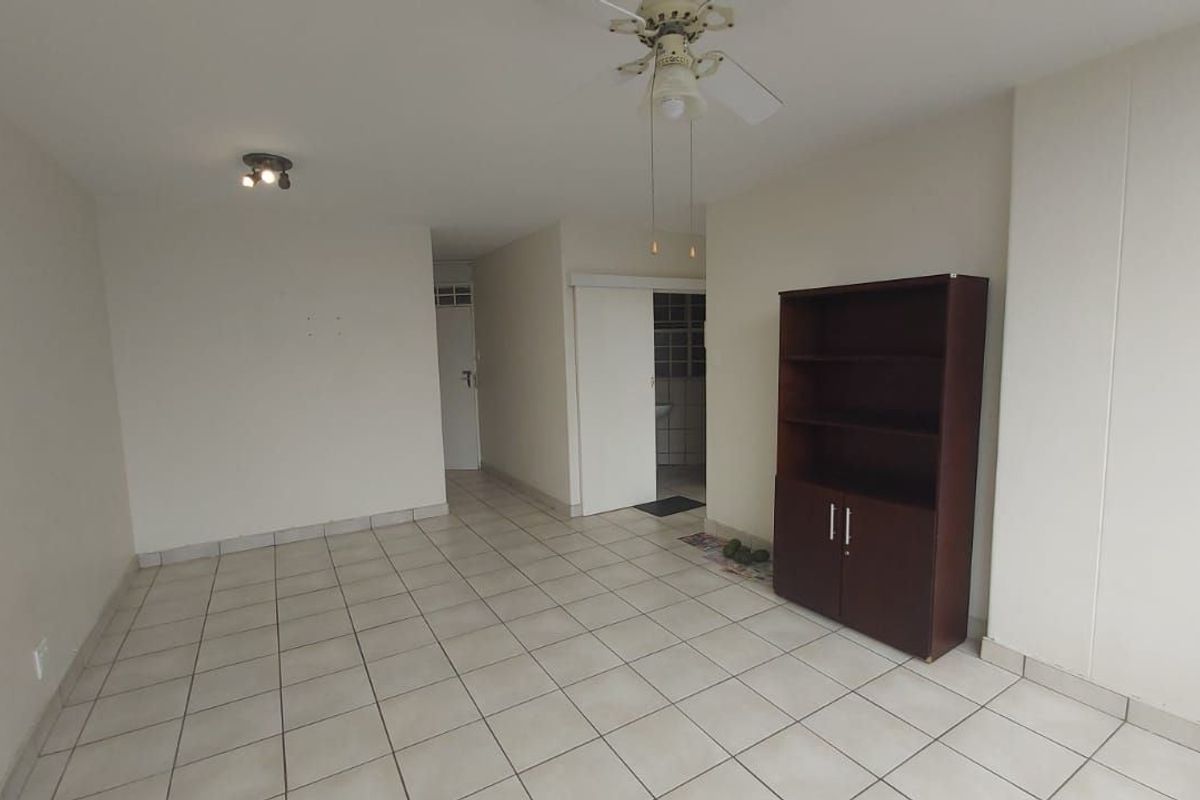 Apartment For Sale in Kempton Park Ext 5, Kempton Park - Photo 4