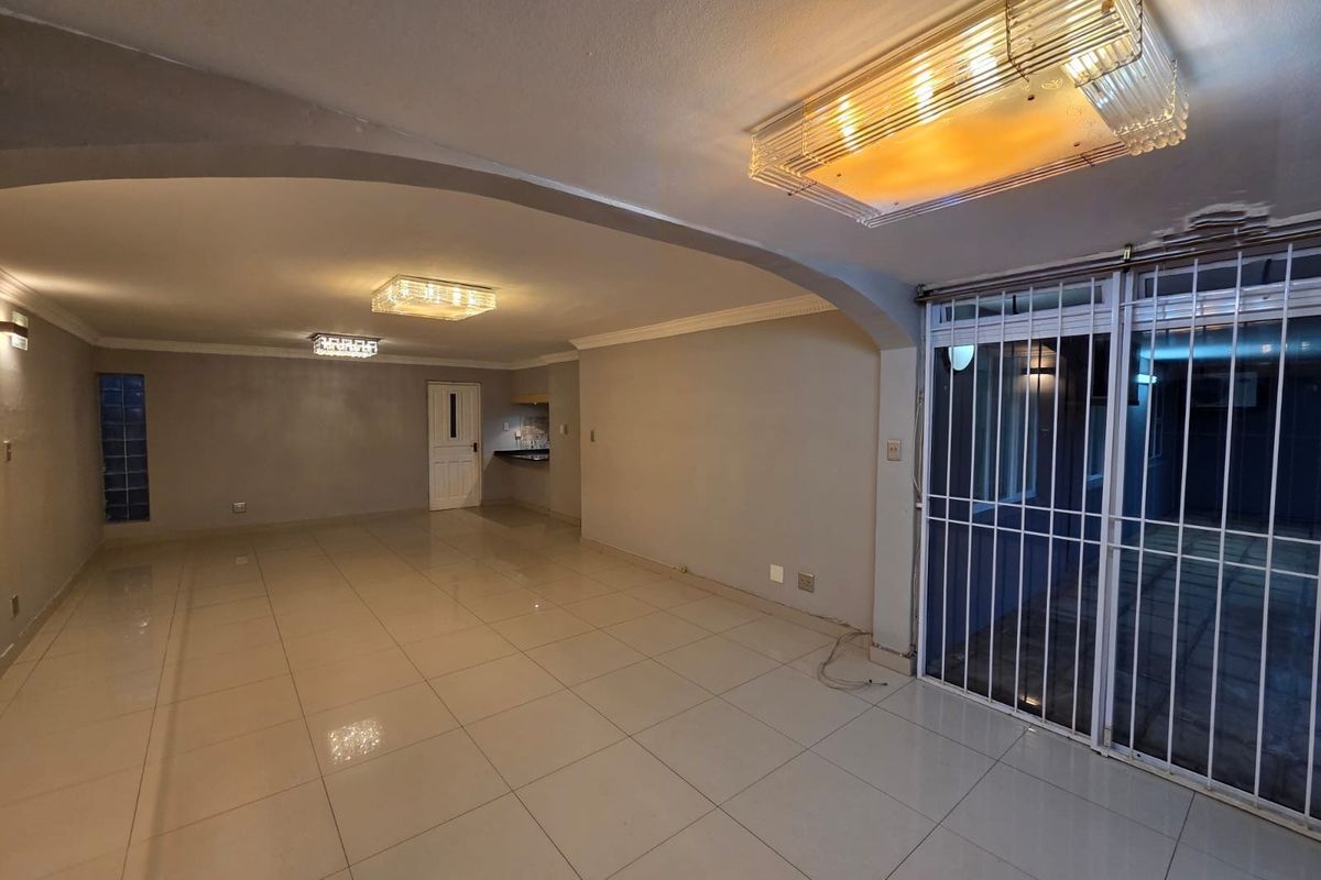 Apartment To Rent in Umgeni Park, KwaZulu Natal - Photo 3