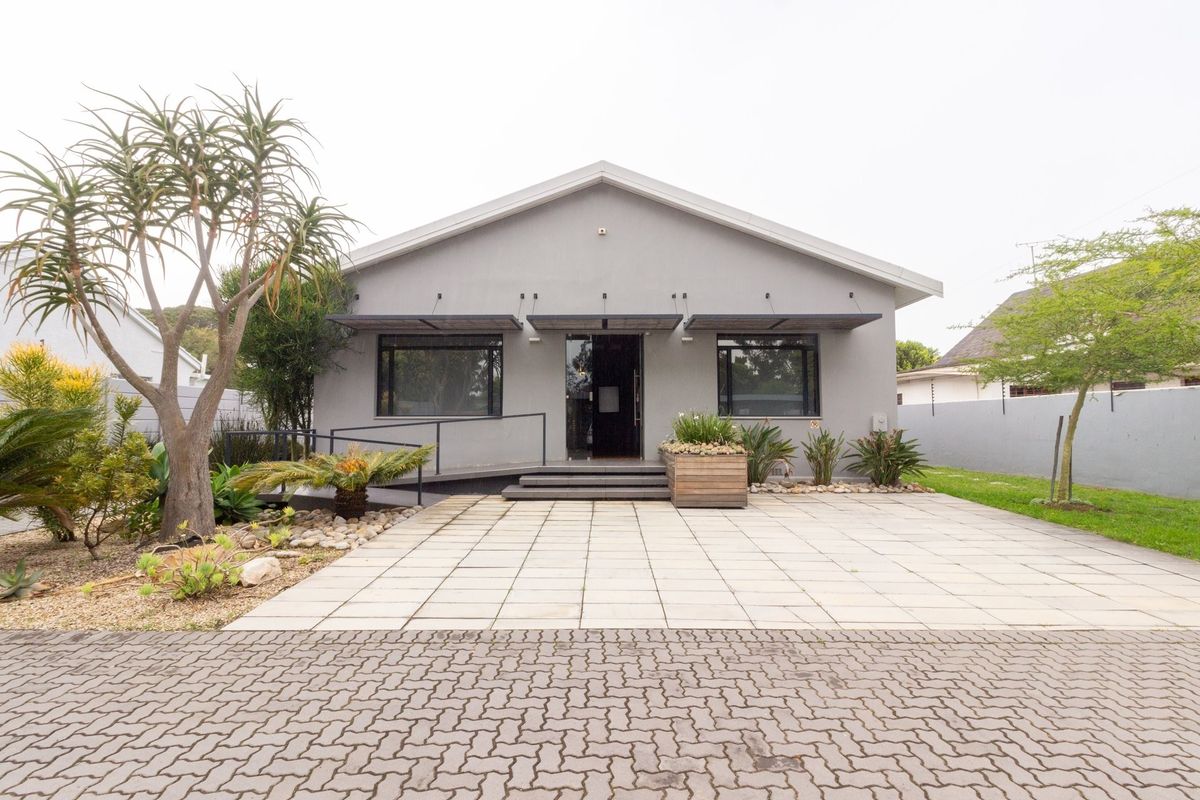 Fully Furnished Office to Let on Main Road, Walmer | 179 sqm - Photo 5