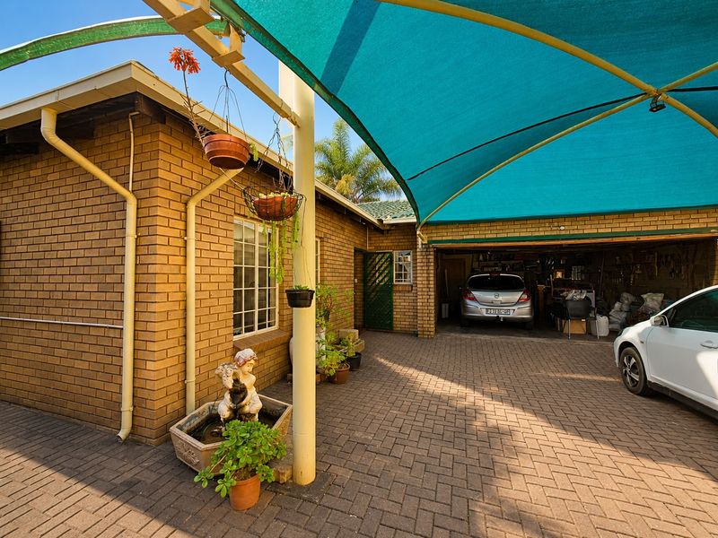 House For Sale in Montana Park, Pretoria - Photo 1