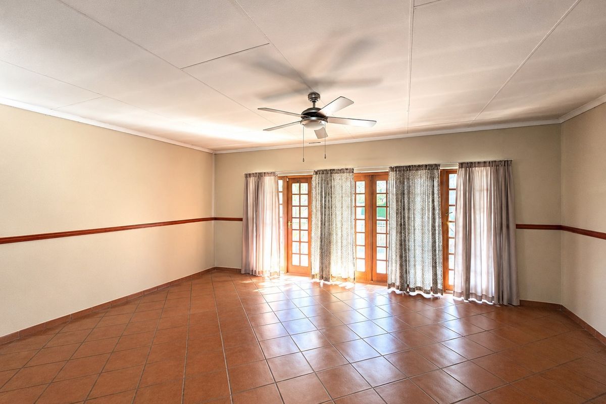 House For Sale in Montana Park, Pretoria - Photo 5
