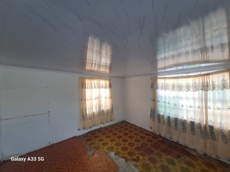 House For Sale in Kalksteenfontein, Cape Town - Photo 9
