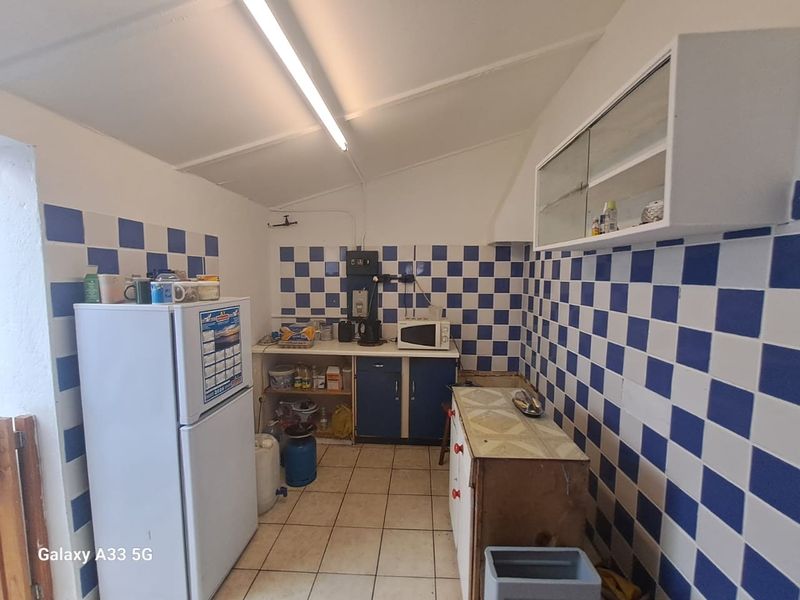 House For Sale in Kalksteenfontein, Cape Town - Photo 5