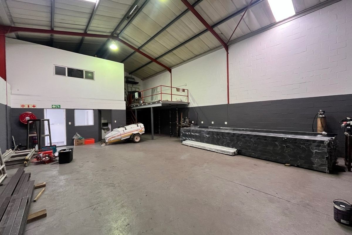 205m2 Warehouse, Office TO LET | Gemini Street | Brackenfell - Photo 5