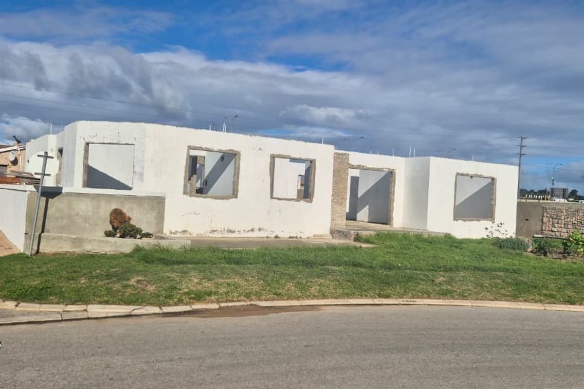 House For Sale in Mossel Bay Rural, Mossel Bay - Photo 2