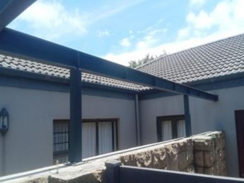House For Sale in Sonkring Brackenfell Western Cape - Photo 5