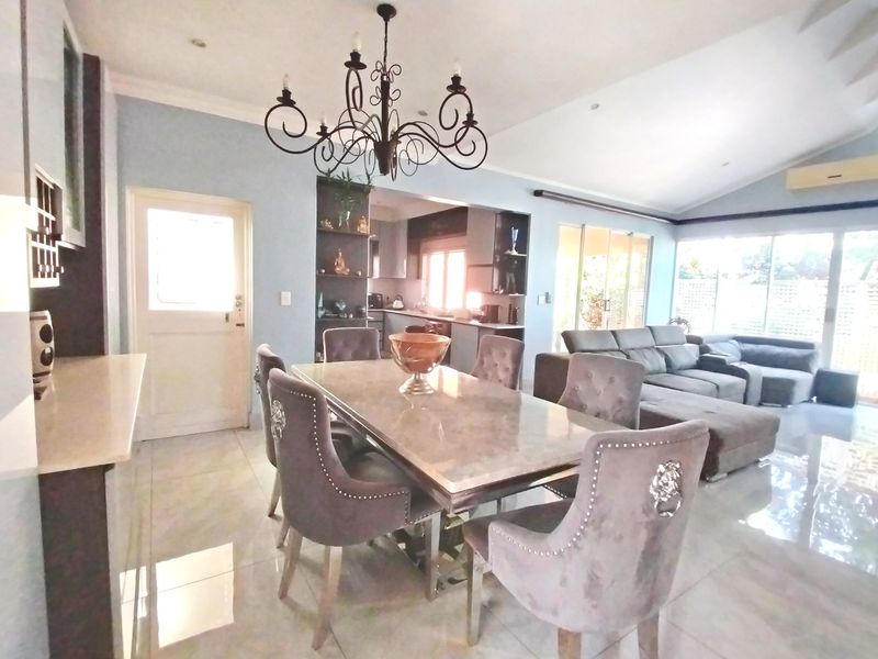 3 Bedroom Freestanding House with Flatlet for Sale in Kindlewood Estate Mount Edgecombe - Photo 9