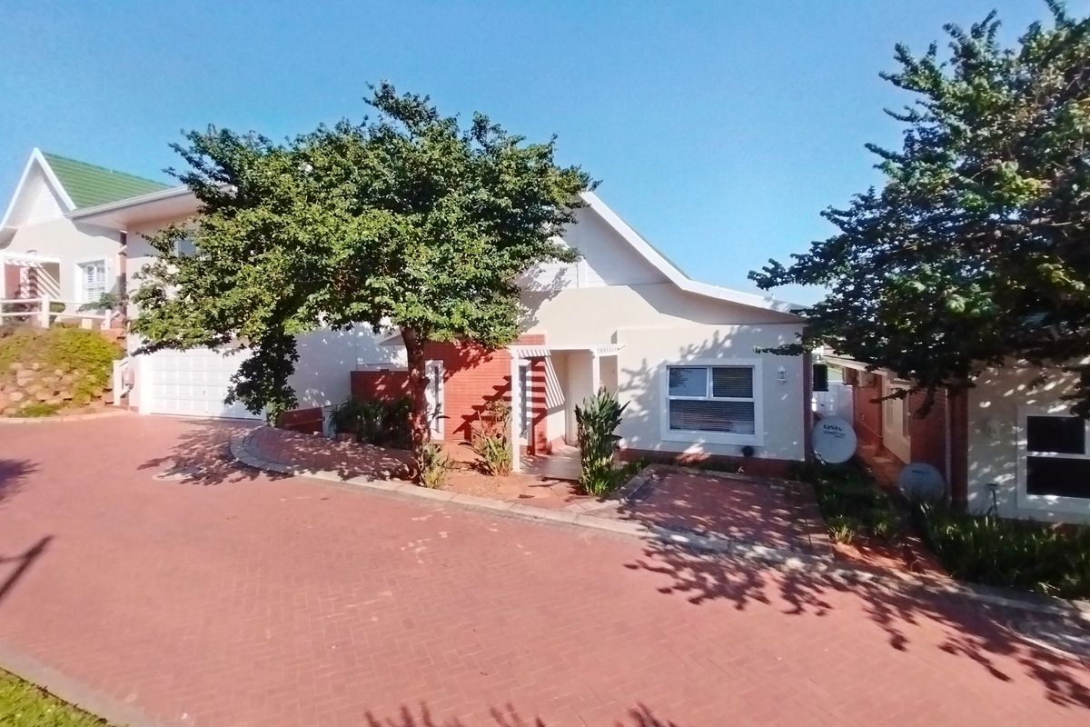 3 Bedroom Freestanding House with Flatlet for Sale in Kindlewood Estate Mount Edgecombe - Photo 3