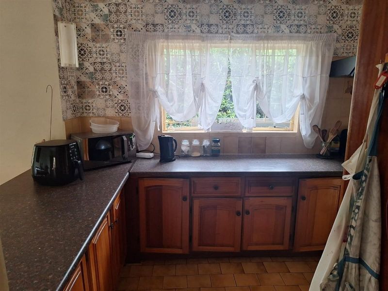 House To Rent in Waverley, Pretoria - Photo 5