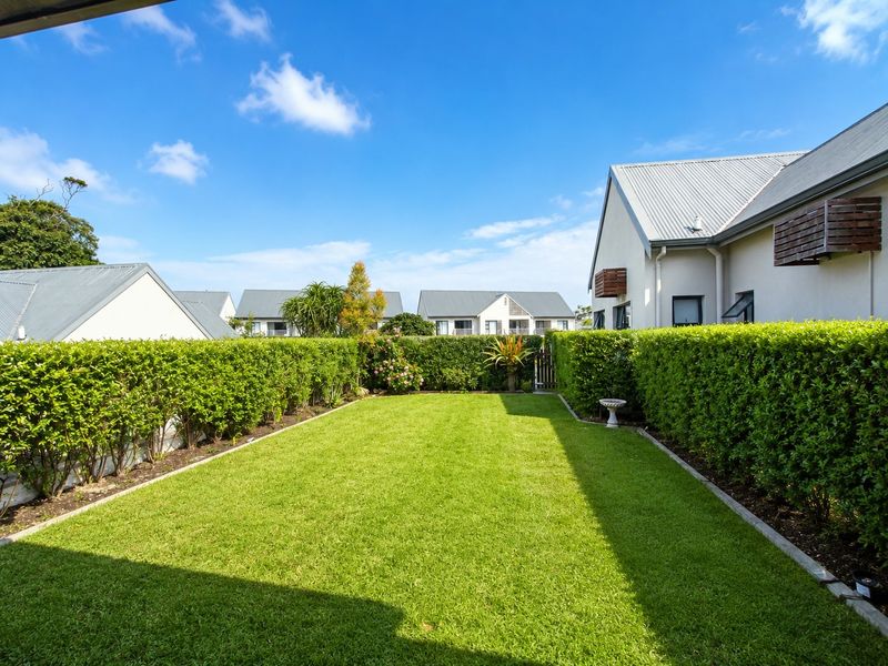 Modern 3-Bedroom Pet-Friendly Home To Rent in Emberton Estate - Photo 7