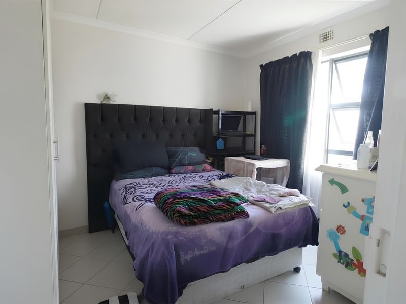 Apartment For Sale in Buh Rein Estate, Kraaifontein - Photo 5