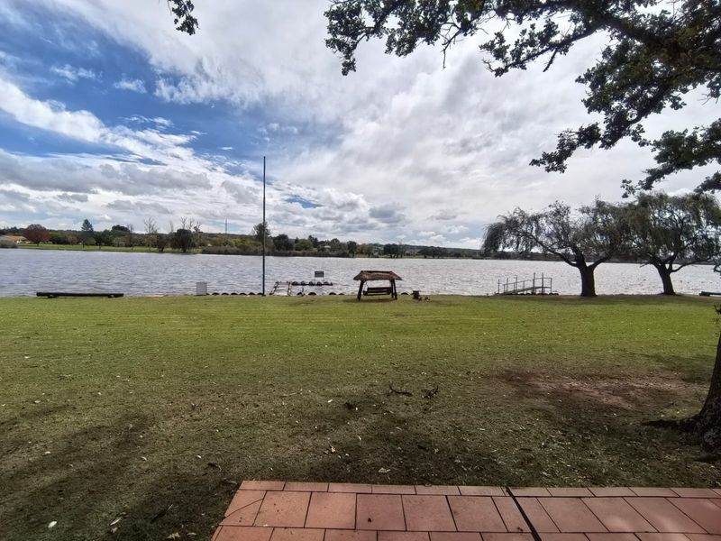 Two river front 3 bedroom units for sale in a share block. - Photo 5