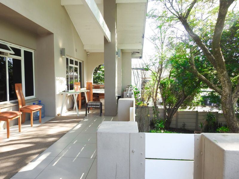 6 bedroom Gem For Sale in Denneburg, Paarl - Photo 5