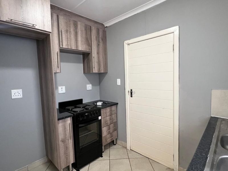 3 Bedroom House to Rent in Southern Gateway - Photo 8