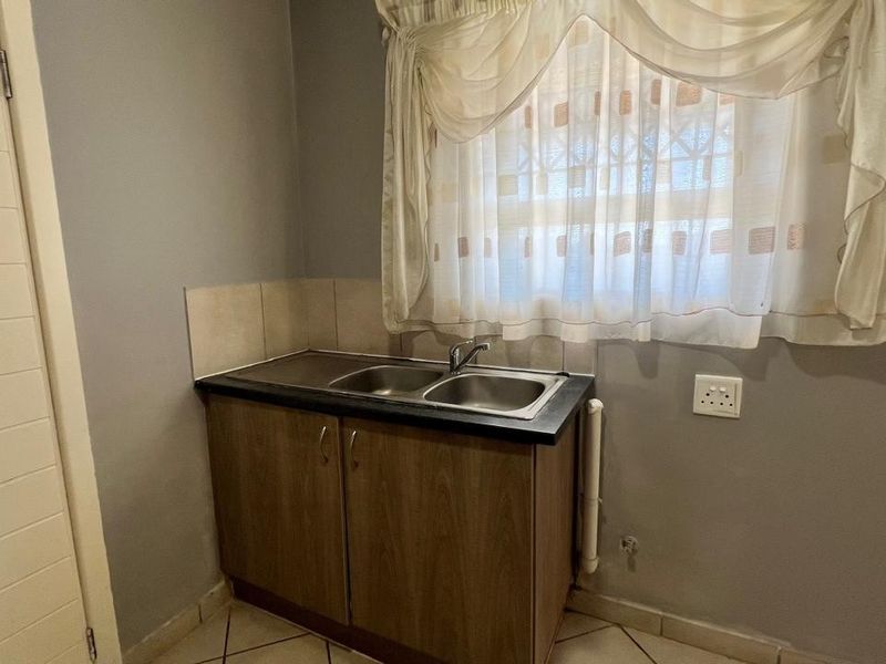 3 Bedroom House to Rent in Southern Gateway - Photo 7