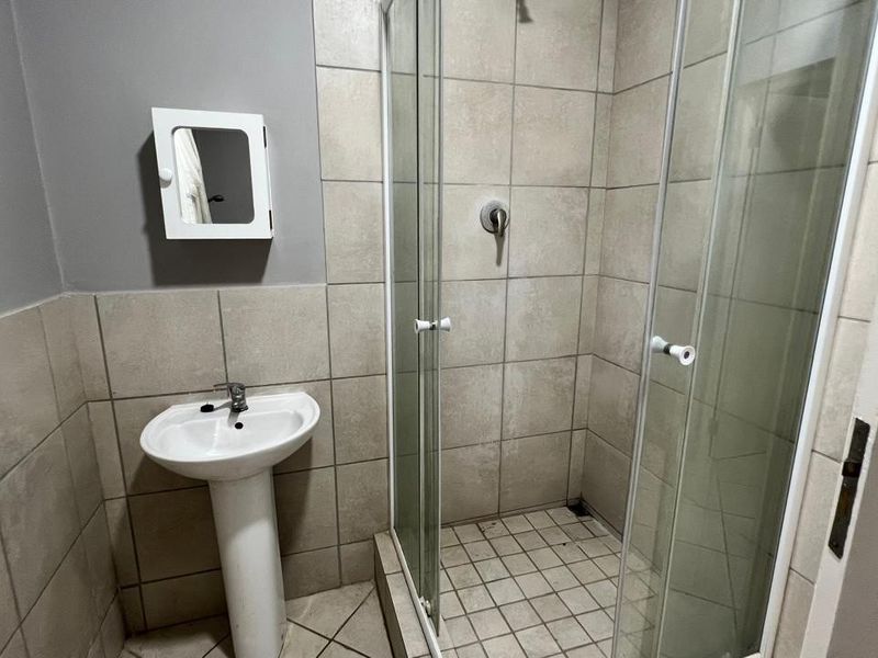 3 Bedroom House to Rent in Southern Gateway - Photo 3