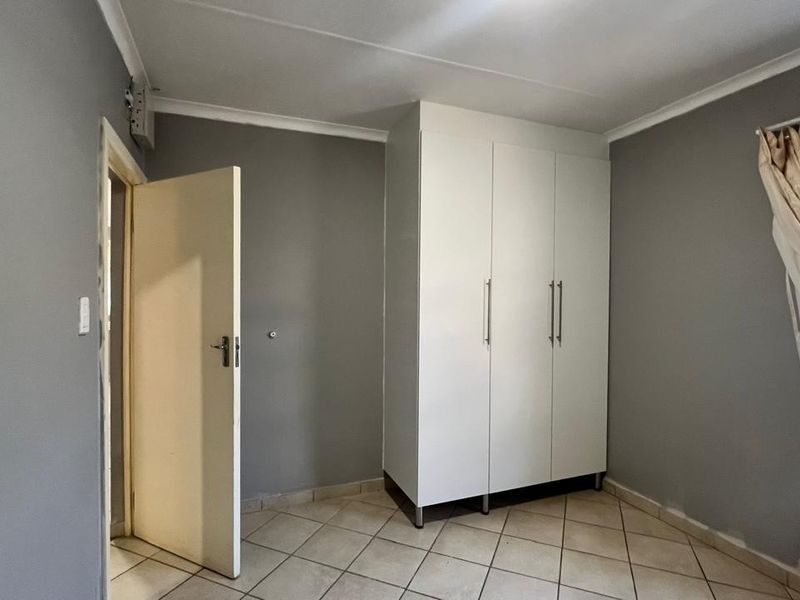 3 Bedroom House to Rent in Southern Gateway - Photo 10