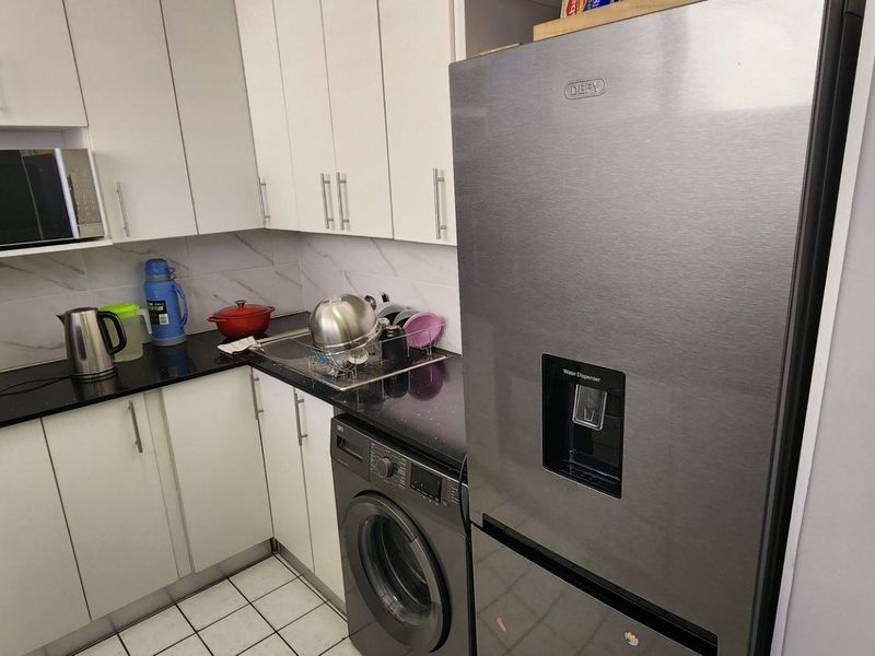 3 Bedroom Apartment For Sale in Sunnyside, Pretoria - Photo 3