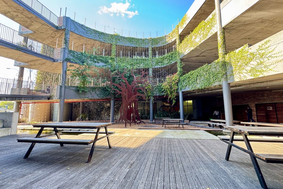 Prime Located 3,200m2 Office Space To Let in Northgate Park, Paarden Eiland | Cape Town - Photo 3