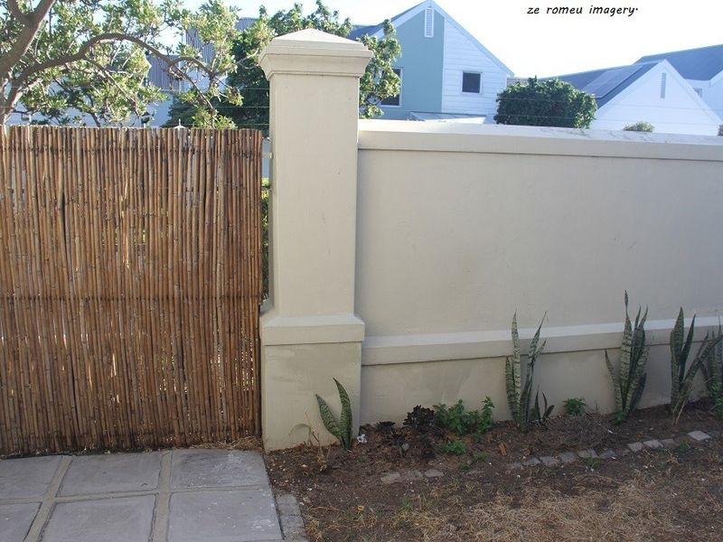 Fully Furnished 2-Bedroom Duplex to Rent | Century City - Photo 8