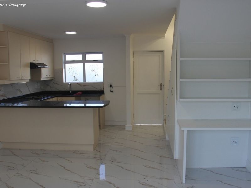 Fully Furnished 2-Bedroom Duplex to Rent | Century City - Photo 3