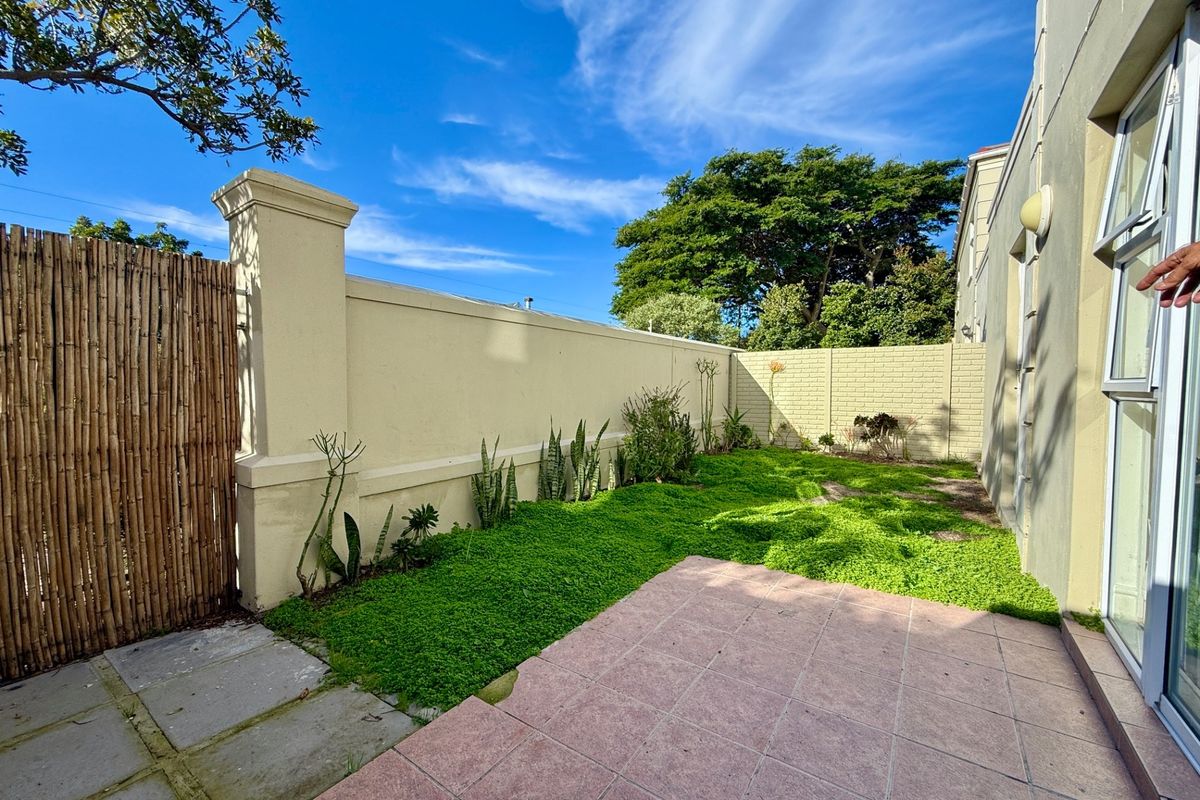 Fully Furnished 2-Bedroom Duplex in Ascot Knights - Photo 4