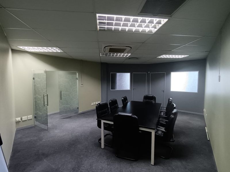 Office To Rent in Umhlanga, KwaZulu Natal - Photo 4