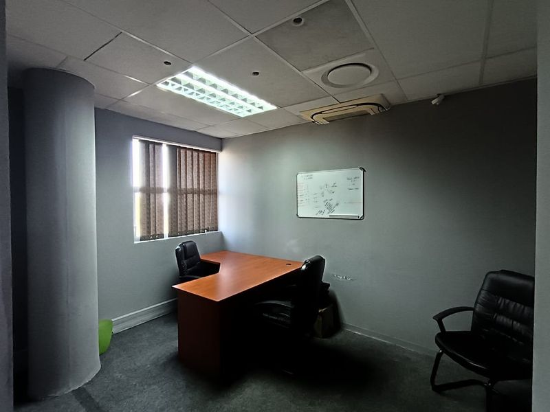 Office To Rent in Umhlanga, KwaZulu Natal - Photo 8