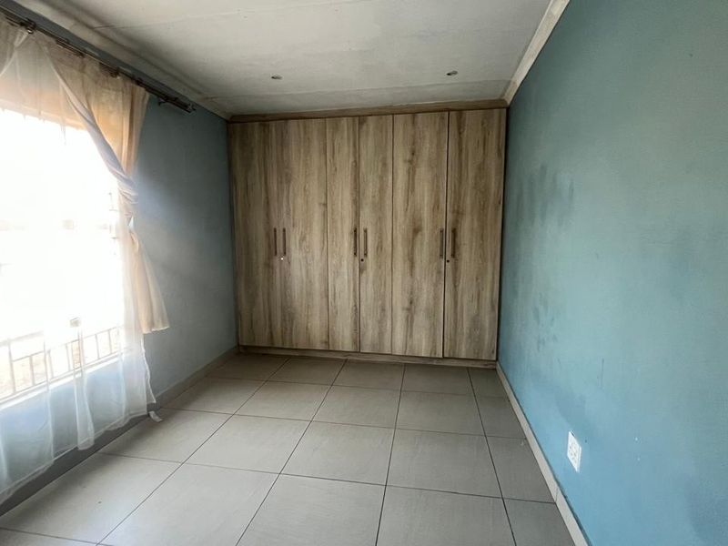 3 Bedroom House in Southern Gateway - Photo 6