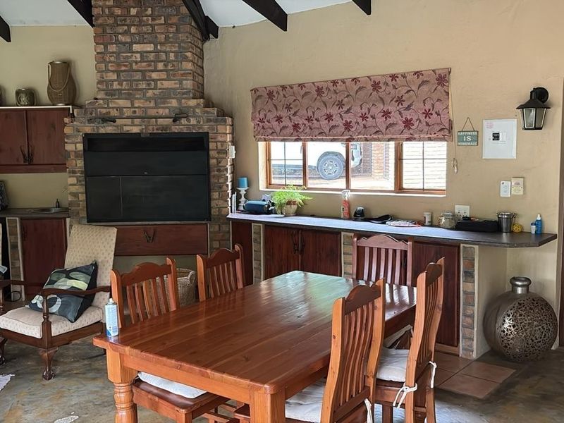 House For Sale in White River Central White River Mpumalanga - Photo 4