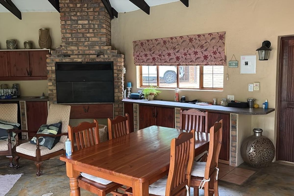 House For Sale in White River Central White River Mpumalanga - Photo 4