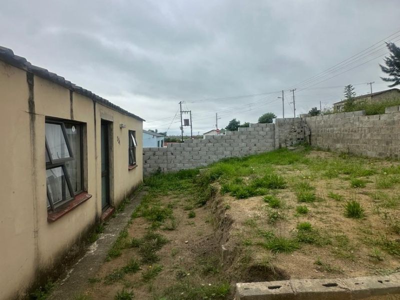 House For Sale in Mdantsane, East London - Photo 6