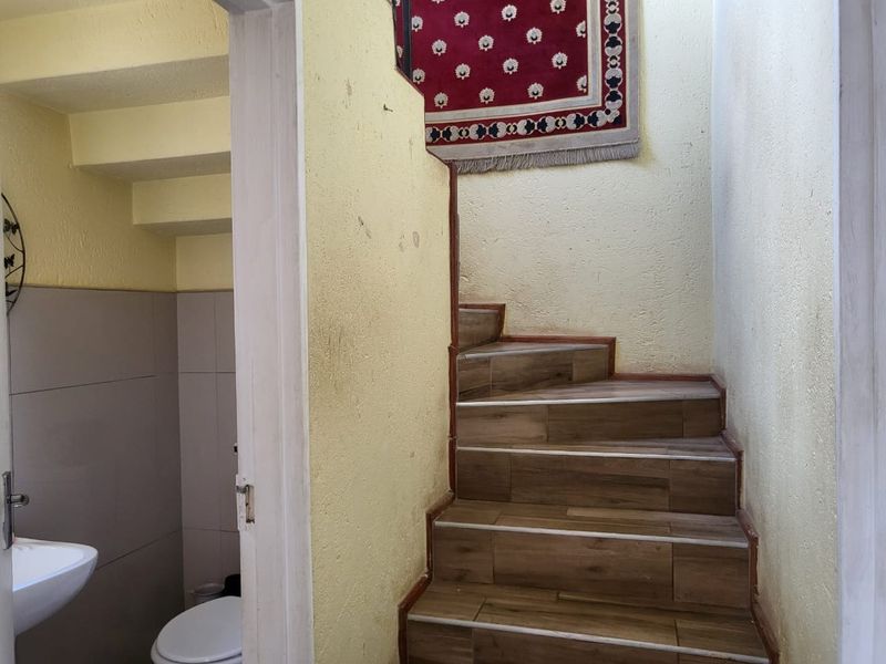 3Bed Duplex For Sale in Heuwelsig Estate - Photo 9