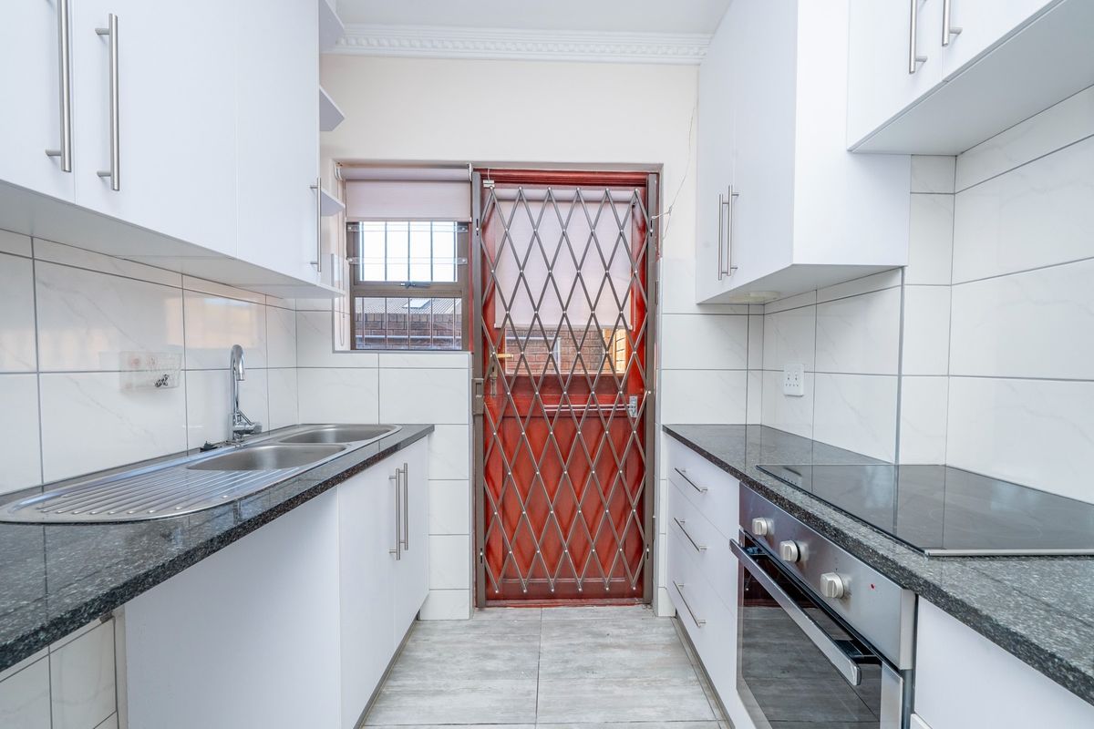 House For Sale in Durbanville Central, Durbanville - Photo 5