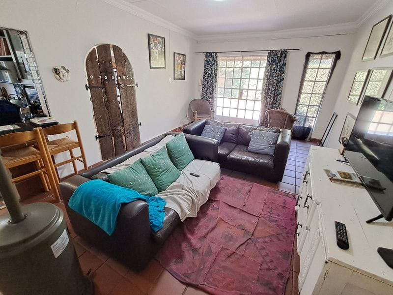 4 Bedroom House For Sale in Doringkloof Centurion Gauteng - Photo 3