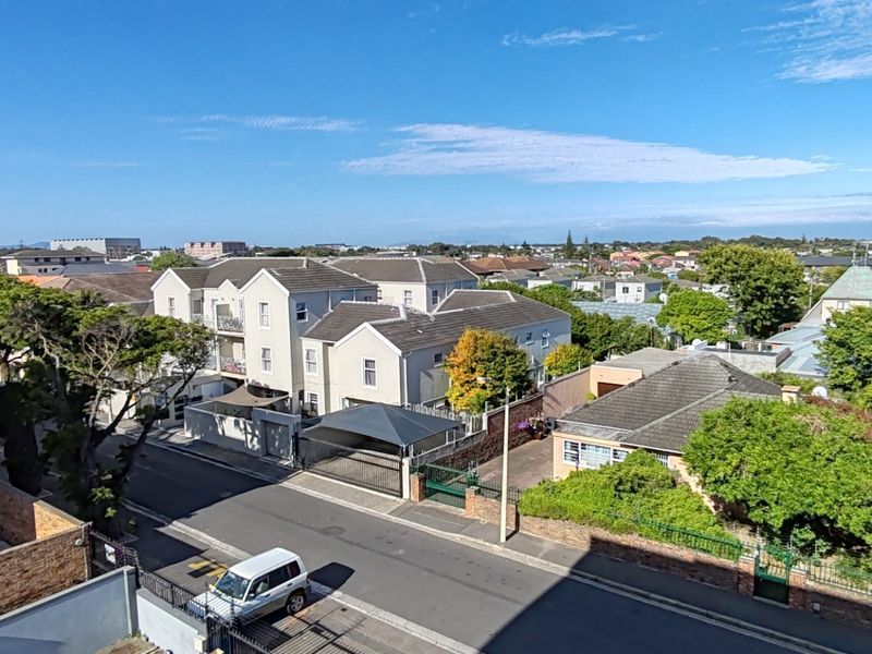 Elegant Studio Apartment in Bergvliet Vistas - Photo 4