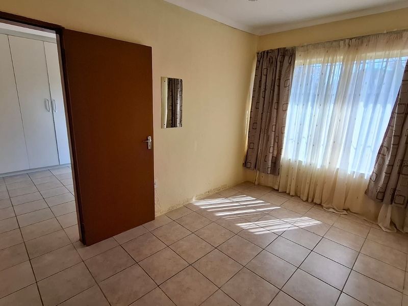 Cottage To Rent in President Park, Midrand - Photo 4