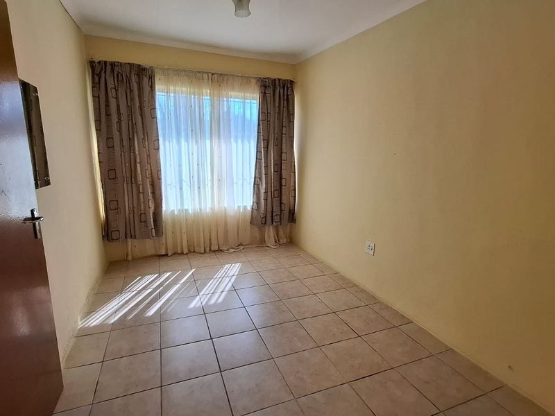 Cottage To Rent in President Park, Midrand - Photo 5