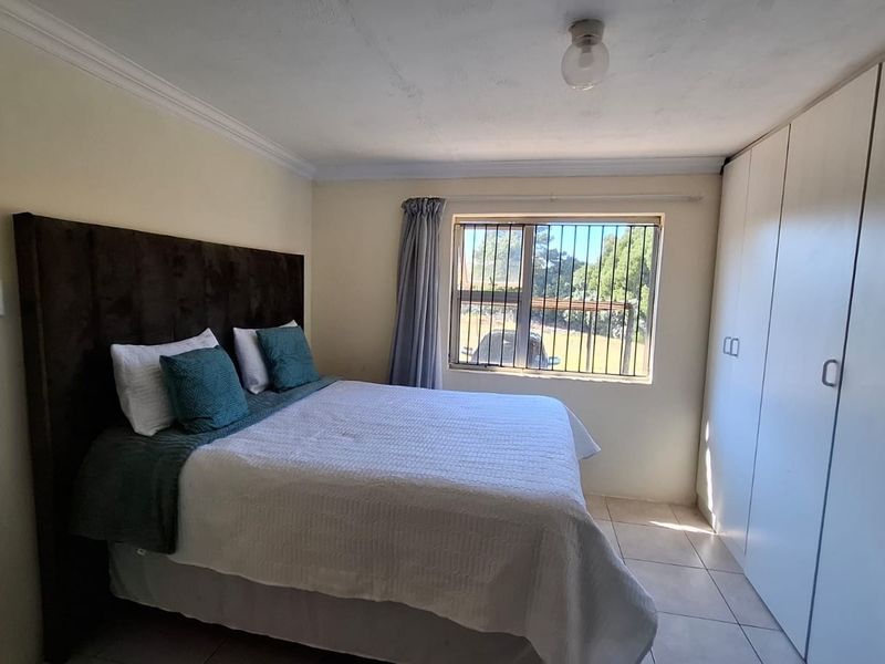 Apartment To Rent in President Park, Midrand - Photo 4