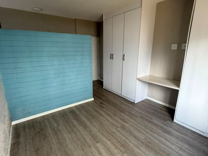 One ( 1) Bedroom Ground Floor Apartment for Rental - Photo 10