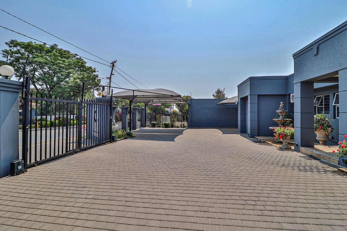 Up-Market Furnished Office Space In Prime Parkmore Position - Photo 3