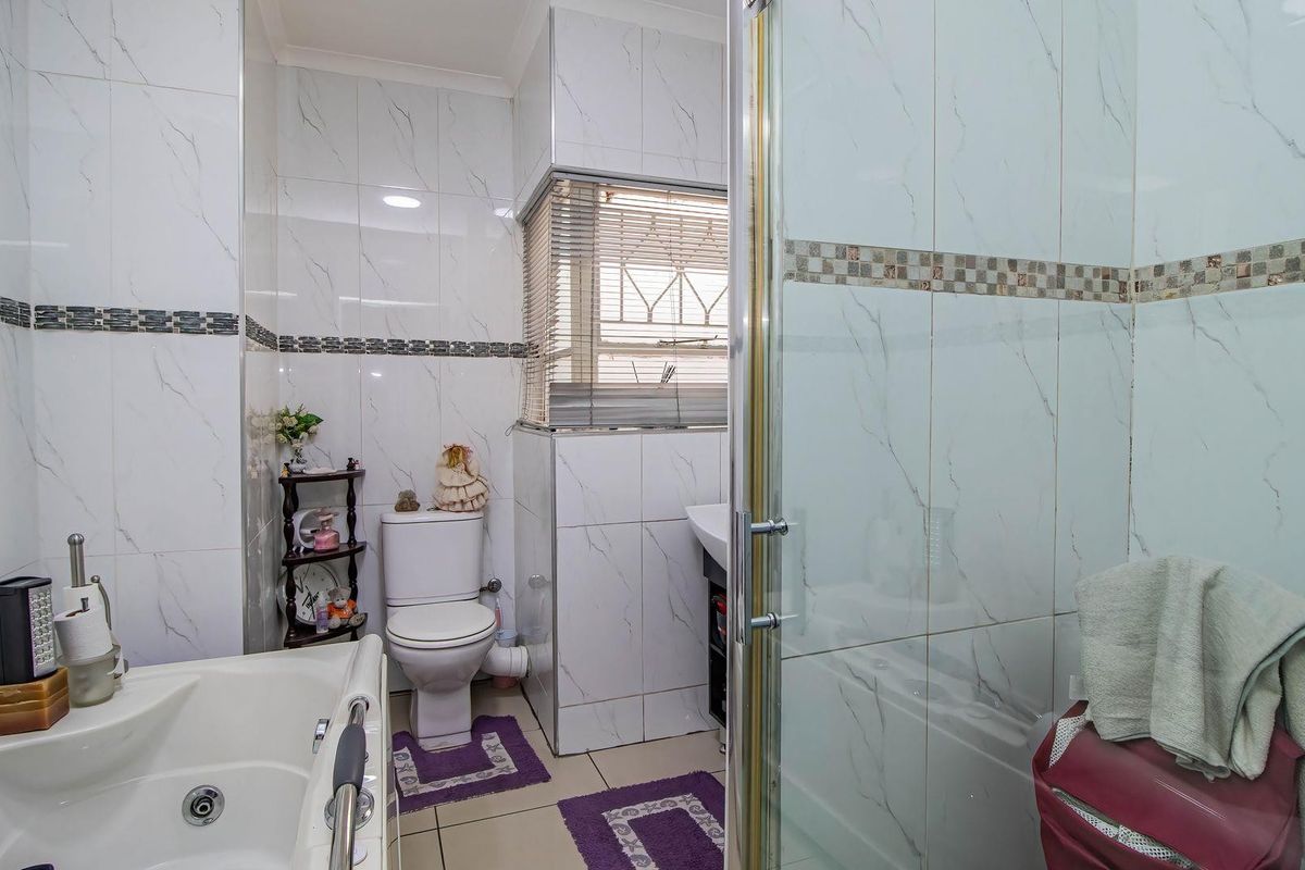 Apartment For Sale in Benoni Central, Benoni - Photo 3