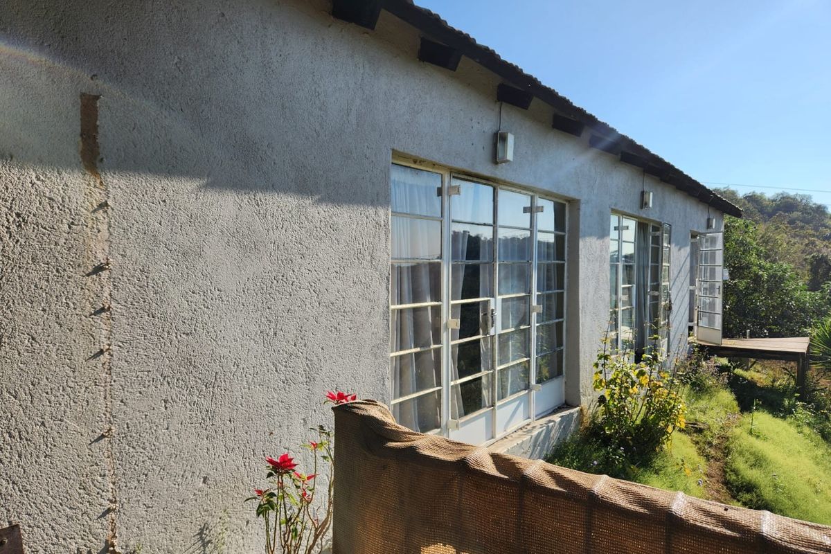 Sturdy Farm house on a mountain with exceptional views over the Cairn Valley - Photo 4