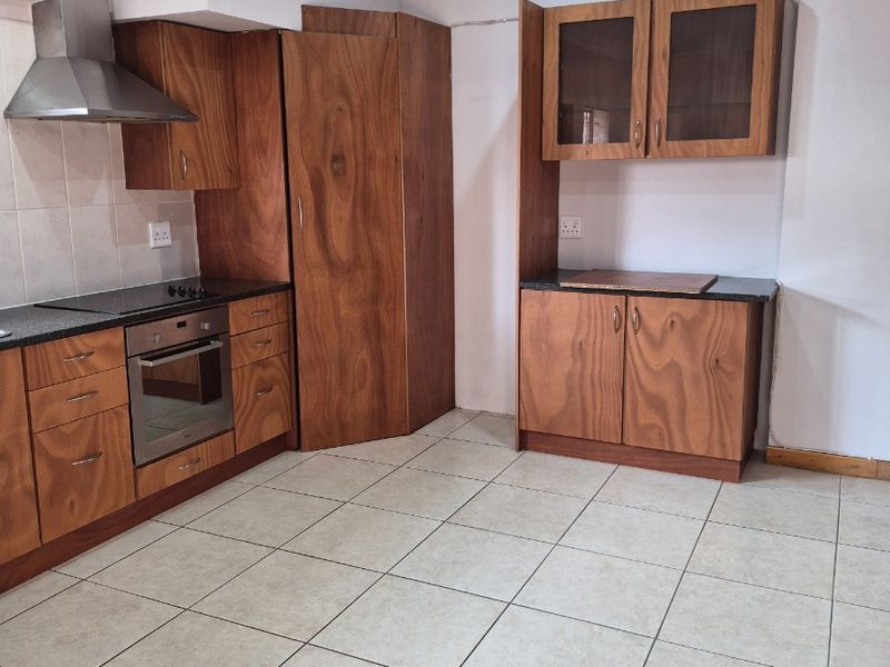 Flat to Rent Central Hillcrest - Photo 4
