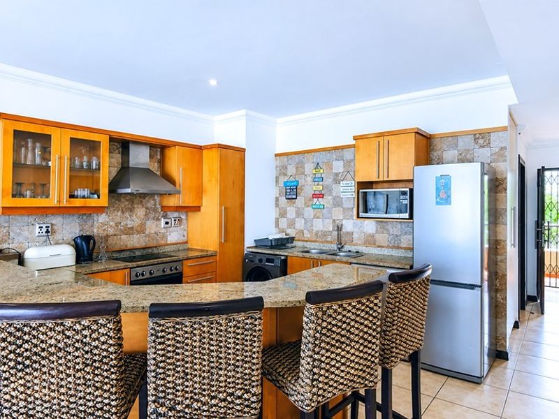 Available 1st Aug 2026!! Luxury Coastal Living in La Mercy - Furnished 3 Bed 3 Bath | 24 Security - Photo 8