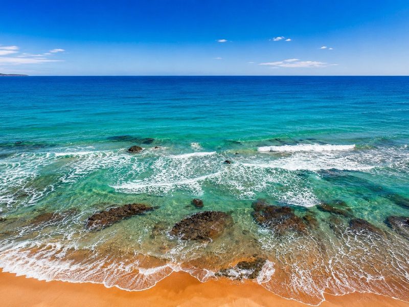 Available 1st Aug 2026!! Luxury Coastal Living in La Mercy - Furnished 3 Bed 3 Bath | 24 Security - Photo 2