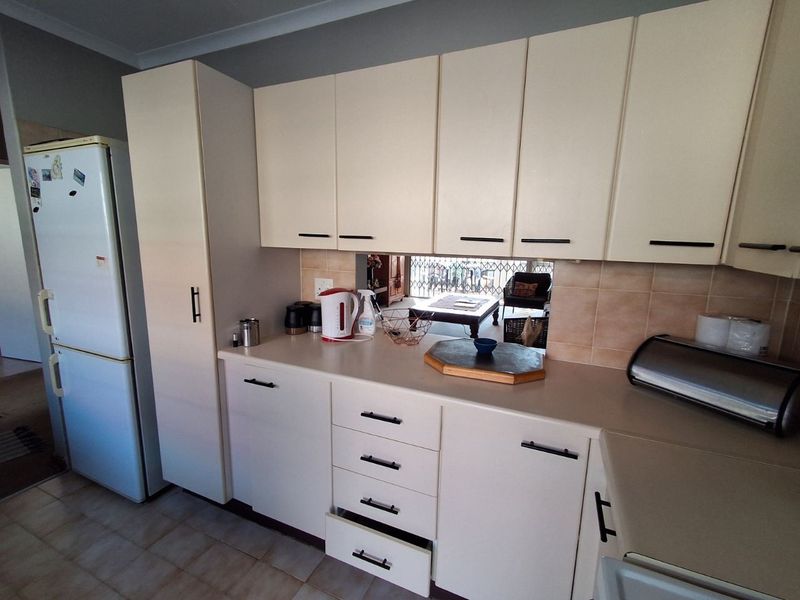 Retirement Townhouse For Sale in Terenure, Kempton Park - Photo 9