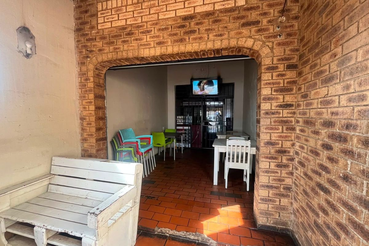 Investment Property For Sale in Sethokga, Tembisa - Photo 3
