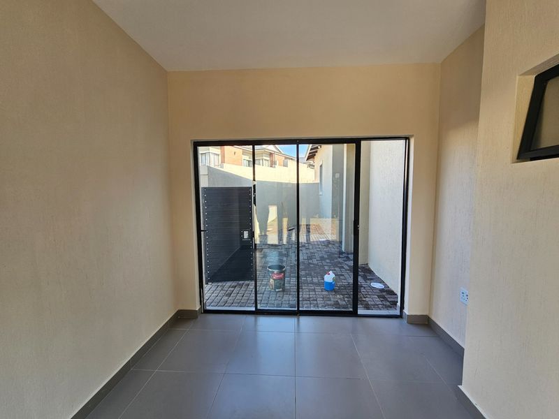 House To Rent in Fairlands Estate White River Mpumalanga - Photo 5