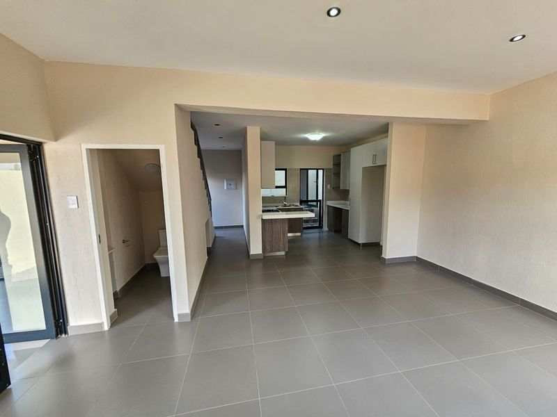 House To Rent in Fairlands Estate White River Mpumalanga - Photo 9